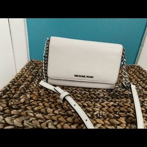 Michael Kors Jet Set Travel medium pebbled leather convertible crossbody bag